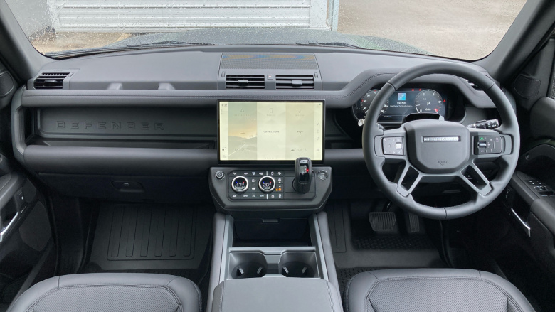 Land Rover Defender 3.0 D250 X-Dynamic SE 90 3dr Auto Diesel Estate